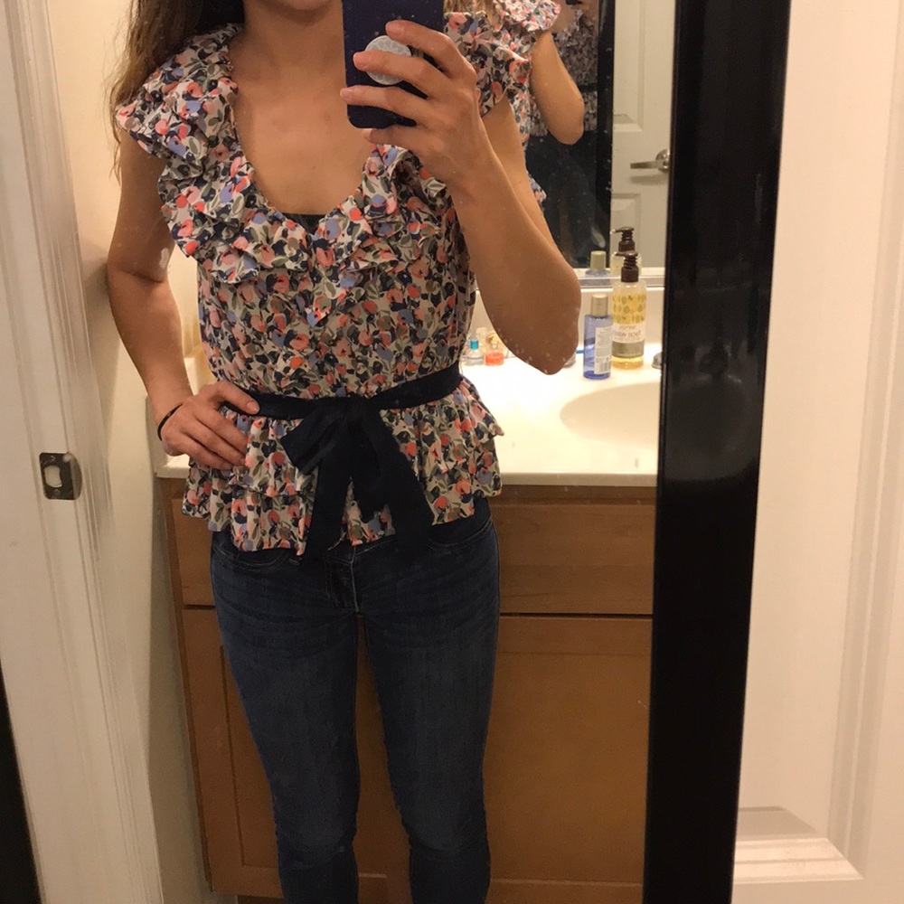 NWT Ruffled blouse H&M